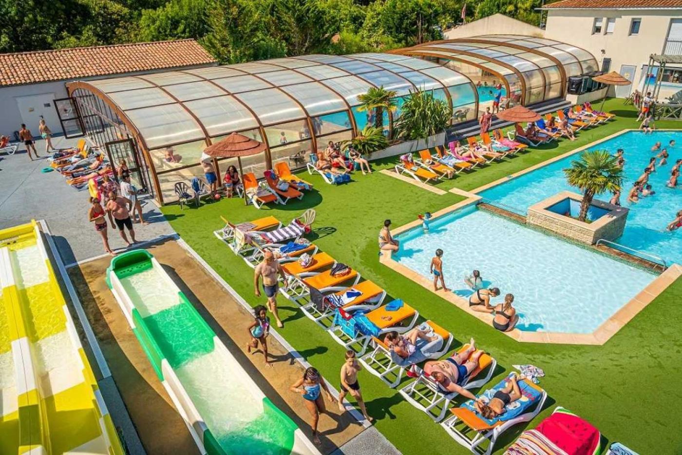 Camping 4 Etoiles - Parc Aquatique - Eei0Fi Saint-Georges-d'Oleron Exterior foto